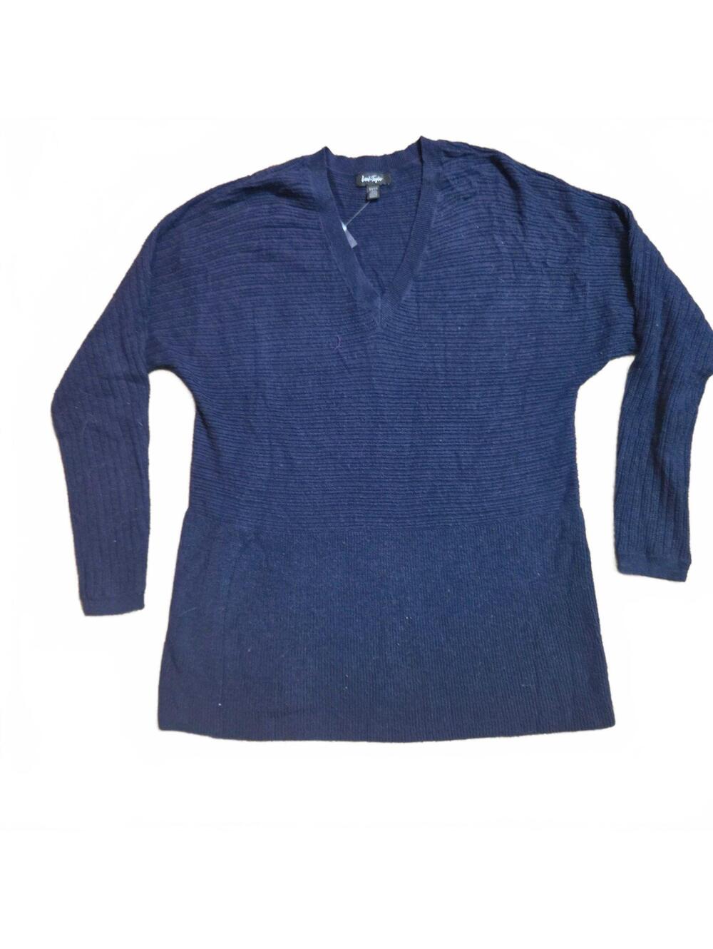Lord & Taylor Navy Blue V-Neck Sweater Large